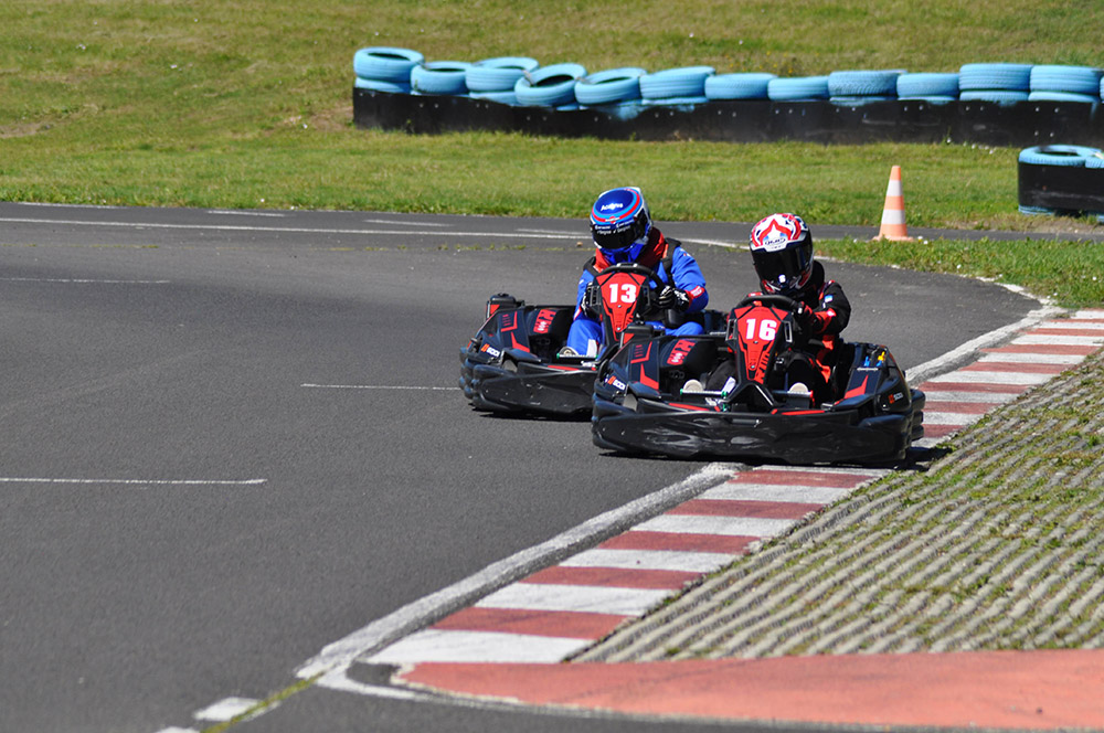 dépassement_vitesse_karting