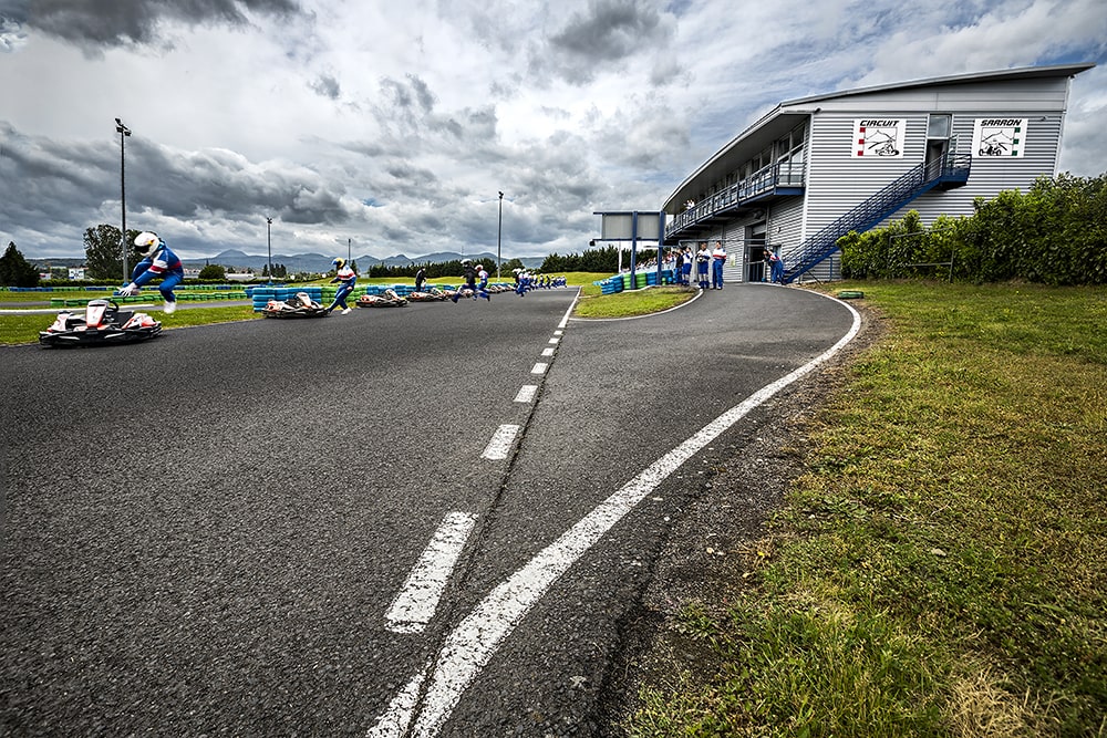 photo_départ_course_karting-min